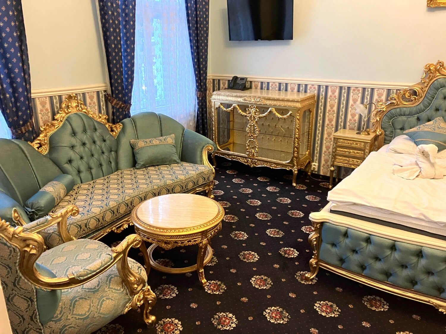 accommodation-grand-royal5